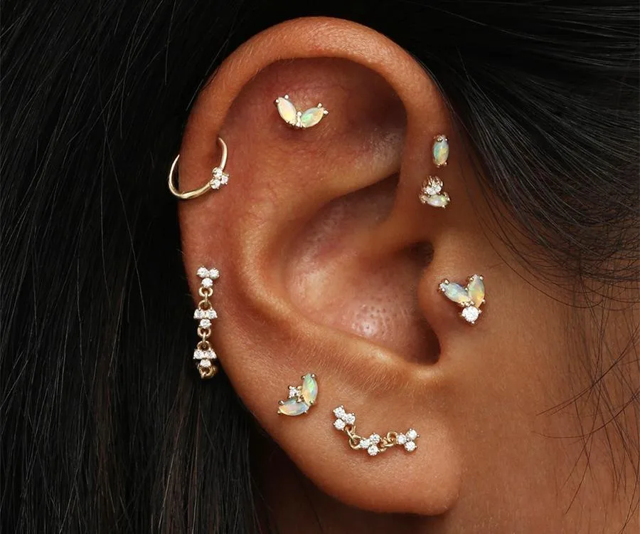types-of-ear-piecings-guide ear with piercings